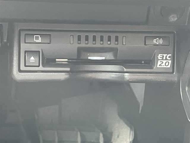 レクサス ＵＸ 250h バージョンL 愛知県 2020(令2)年 3.7万km マーキュリーグレーマイカ 純正ナビ/　（AM/FM/CD/DVD/BT）/フルセグTV/全方位カメラ/Lexus Safety System＋/・プリクラッシュセーフティ/・レーントレーシングアシスト（LTA）/・ロードサインアシスト（RSA）/ビルトインETC/レーダークルーズコントロール/D/N席シートヒーター/D/N席シートクーラー/ハンドルヒーター/ハンズフリーパワーバックドア/LEDヘッドライト/充電用USB/タイプC/スマートキー/純正フロアマット/純正アルミホイール