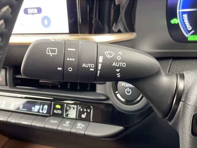トヨタ クラウン エステート Z 埼玉県 2025(令7)年 0.2万km ブラック 純正ナビ（FM・AM・TV・Bluetooth・USB）/全方位カメラ　/ビルトインＥＴＣ２．０/デジタルインナーミラー/電動リアゲート/置くだけ充電/前席シートヒーター/前席エアシート/前席パワーシート/前席メモリーシート/コーナーセンサー/ブラインドスポットモニター/ルーフレール/盗難防止装置/横滑り防止装置/プッシュスタート/スマートキー/純正フロアマット/純正アルミホイール