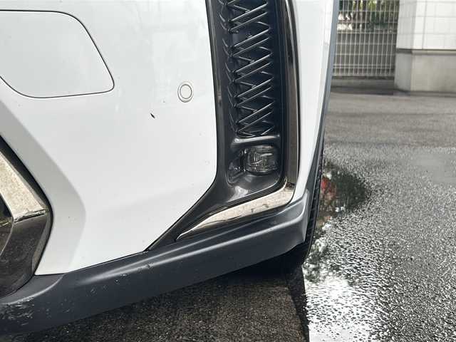 レクサス ＵＸ 250h Fスポーツ 京都府 2019(平31)年 9.4万km ホワイトノーヴァガラスフレーク １２．３インチ純正メモリーナビ　/フルセグTV/CD再生機能/Bluetooth/サンルーフ　/3眼LEDヘッドライト /オートライト/オートマチックハイビーム/電動格納ウィンカーミラー/バックカメラ　/電動パーキングブレーキ/ステアリングスイッチ/ステアリングヒーター　/禁煙　/クリアランスソナー /メモリーパワーシート /パドルシフト /シートヒーター /前方純正ドライブレコーダー(DRT-H68A)/電動リアゲート/レーダークルーズコントロール/レーンキープアシスト/盗難防止装置/Wサイドエアバッグ
