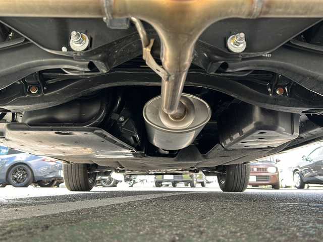 ホンダ ＺＲ－Ｖ ハイブリッド e:HEV Z 愛知県 2023(令5)年 3.6万km プラチナホワイトパール ・禁煙車/・純正９インチナビ/・フルセグTV/・BOSEプレミアムサウンド/・マルチヴューカメラ/・黒本革シート/・ホンダセンシング/・前席パワーシート/・前席シートヒーター/・前後ドライブレコーダー/・ビルトインETC2.0/・ワイヤレス充電/・アダプティブドライビングビーム/・ステアリングヒーター/・ハンズフリーパワーテールゲート/・パドルシフト/・ドライブモードスイッチ/・純正１８インチアルミ/・パーキングセンサー/・電子パーキング/・電動格納ミラーウインカー/・純正フロアマット/・取扱説明書