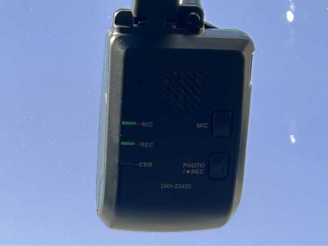 ホンダ ＺＲ－Ｖ ハイブリッド e:HEV Z 愛知県 2023(令5)年 3.6万km プラチナホワイトパール ・禁煙車/・純正９インチナビ/・フルセグTV/・BOSEプレミアムサウンド/・マルチヴューカメラ/・黒本革シート/・ホンダセンシング/・前席パワーシート/・前席シートヒーター/・前後ドライブレコーダー/・ビルトインETC2.0/・ワイヤレス充電/・アダプティブドライビングビーム/・ステアリングヒーター/・ハンズフリーパワーテールゲート/・パドルシフト/・ドライブモードスイッチ/・純正１８インチアルミ/・パーキングセンサー/・電子パーキング/・電動格納ミラーウインカー/・純正フロアマット/・取扱説明書