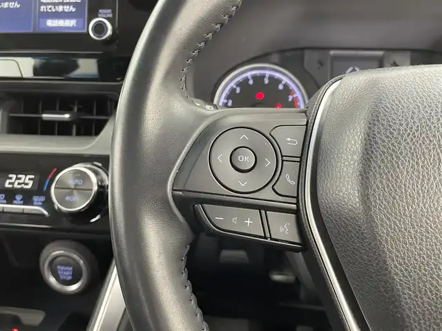 トヨタ ハリアー S 大分県 2020(令2)年 2.9万km ブラック 禁煙車/純正ディスプレイオーディオ/・バックカメラ/・AM/FM/・フルセグTV/フロアマット/本革巻きステアリング/ETC2.0/ドライブレコーダー/ステアリングリモコン/プリクラッシュセーフティ/レーンキープアシスト/パーキングサポートブレーキ/先行者発進告知/クリアランスソナー/ロードサインアシスト/ウインカーミラー/LEDヘッドライト/横滑り防止装置/オートハイビーム/社外19インチアルミホイール/スマートキー/プッシュスタート/USB端子/レーダークルーズコントロール/コーナーセンサー前後/パワーステアリング/パワーウィンドウ/電動格納ミラー