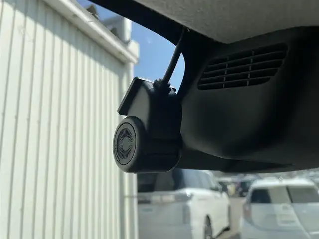 スズキ ソリオ バンディット HV MV 富山県 2022(令4)年 4.8万km ピュアホワイトP ワンオーナー/ブレーキサポート/レーダークルーズコントロール/ヘッドアップディスプレイ/アラウンドビューモニター/純正9インチナビ/フルセグTV/ＤＶＤ再生/Bluetooth/両側自動ドア/前席シートヒーター/スマートキー/コーナーセンサー/アイドリングストップ/ビルトインETC/LEDオートライト/LEDフォグライト
