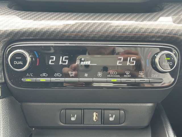 トヨタ ＧＲヤリス RZ ハイパフォーマンス 岐阜県 2020(令2)年 2.5万km エモーショナルレッドⅡ /純正ディスプレイオーディオ/（AM/FM/BT/USB/フルセグTV/Miracast)/(Apple CarPlay/Android Auto)/(8スピーカーJBLサウンドシステム)/(アクティブノイズコントロール)//前後ドライブレコーダー//プレミアムスポーツシート//カラーヘッドアップディスプレイ//OP GRエアロパーツセット/(フロント/サイド/リア)//OP GRスポーツマフラー//TOYOTA Safety Sense/(プリクラッシュセーフティ)/(レーントレーシングアシスト)/(レーダークルーズコントロール)/(オートマチックハイビーム)/(ロードサインアシスト)//予防安全パッケージ/（クリアランスソナー＆バックソナー）/（リヤクロストラフィックアラート）/（タイヤ空気圧警報システム）//インテリジェントクリアランスソナー//ブラインドスポットモニター//先行車発進告知機能//セカンダリーコリジョンブレーキ//バックガイドモニター//自動防眩インナーミラー//ヒルスタートアシストコントロール//メーカーOP/(前席シートヒーター＆ステアリングヒーター)//スペアキー×１//ビルトインETC2.0//純正18インチアルミホイール//純正フロアマット