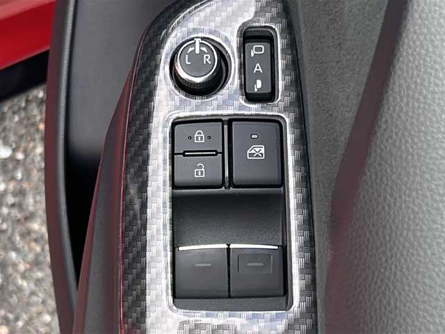 トヨタ ＧＲヤリス RZ ハイパフォーマンス 岐阜県 2020(令2)年 2.5万km エモーショナルレッドⅡ /純正ディスプレイオーディオ/（AM/FM/BT/USB/フルセグTV/Miracast)/(Apple CarPlay/Android Auto)/(8スピーカーJBLサウンドシステム)/(アクティブノイズコントロール)//前後ドライブレコーダー//プレミアムスポーツシート//カラーヘッドアップディスプレイ//OP GRエアロパーツセット/(フロント/サイド/リア)//OP GRスポーツマフラー//TOYOTA Safety Sense/(プリクラッシュセーフティ)/(レーントレーシングアシスト)/(レーダークルーズコントロール)/(オートマチックハイビーム)/(ロードサインアシスト)//予防安全パッケージ/（クリアランスソナー＆バックソナー）/（リヤクロストラフィックアラート）/（タイヤ空気圧警報システム）//インテリジェントクリアランスソナー//ブラインドスポットモニター//先行車発進告知機能//セカンダリーコリジョンブレーキ//バックガイドモニター//自動防眩インナーミラー//ヒルスタートアシストコントロール//メーカーOP/(前席シートヒーター＆ステアリングヒーター)//スペアキー×１//ビルトインETC2.0//純正18インチアルミホイール//純正フロアマット