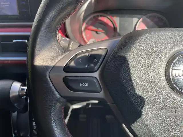 ダイハツ キャスト スポーツ SAⅢ 高知県 2017(平29)年 9.1万km ブラックマイカメタリック (株)IDOMが運営する【じしゃロン高知店】の自社ローン対象車両になります。こちらは現金ご利用時の価格です。自社ローンご希望の方は別途その旨お申付け下さい。