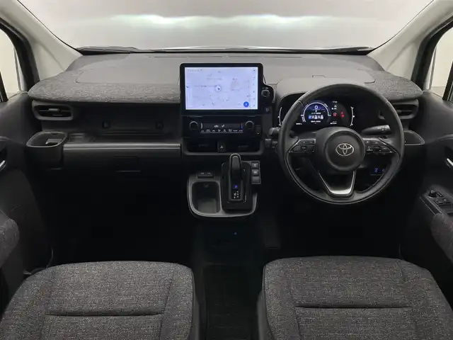 トヨタ シエンタ ハイブリッド Z 愛知県 2022(令4)年 2.5万km ブラック 純正１０．５型ナビ　全方位カメラ　ＤＶＤデッキ　フルセグＴＶ　ＡＣ１００Ｖ電源　ＨＤＭＩ　両側パワスラ　ＢＳＭ　セーフティセンス　衝突軽減　追従クルコン　ＥＴＣ　ＬＥＤオートライト　コーナーセンサー