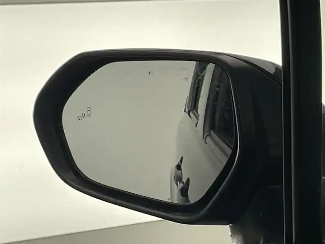 トヨタ シエンタ ハイブリッド Z 愛知県 2022(令4)年 2.5万km ブラック 純正１０．５型ナビ　全方位カメラ　ＤＶＤデッキ　フルセグＴＶ　ＡＣ１００Ｖ電源　ＨＤＭＩ　両側パワスラ　ＢＳＭ　セーフティセンス　衝突軽減　追従クルコン　ＥＴＣ　ＬＥＤオートライト　コーナーセンサー