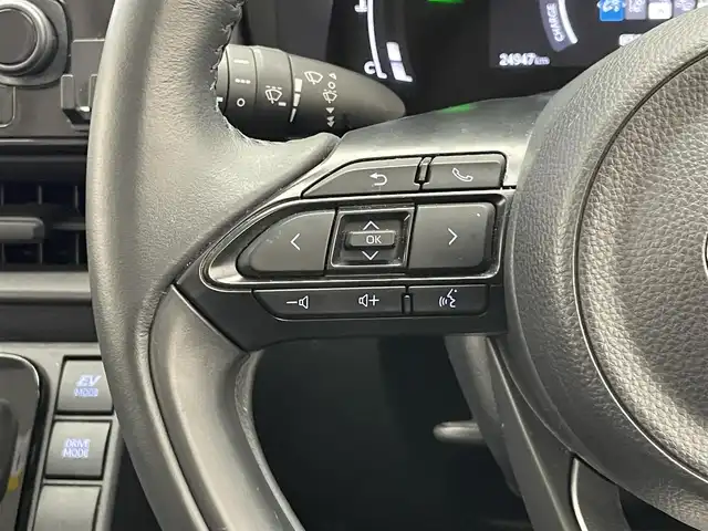 トヨタ シエンタ ハイブリッド Z 愛知県 2022(令4)年 2.5万km ブラック 純正１０．５型ナビ　全方位カメラ　ＤＶＤデッキ　フルセグＴＶ　ＡＣ１００Ｖ電源　ＨＤＭＩ　両側パワスラ　ＢＳＭ　セーフティセンス　衝突軽減　追従クルコン　ＥＴＣ　ＬＥＤオートライト　コーナーセンサー