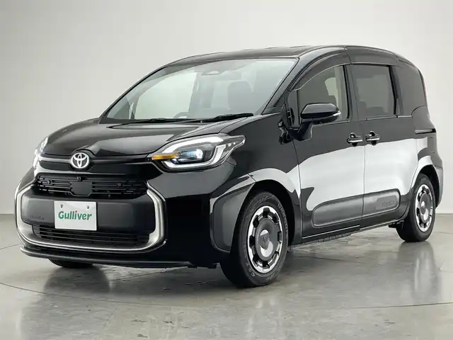 トヨタ シエンタ ハイブリッド Z 愛知県 2022(令4)年 2.5万km ブラック 純正１０．５型ナビ　全方位カメラ　ＤＶＤデッキ　フルセグＴＶ　ＡＣ１００Ｖ電源　ＨＤＭＩ　両側パワスラ　ＢＳＭ　セーフティセンス　衝突軽減　追従クルコン　ＥＴＣ　ＬＥＤオートライト　コーナーセンサー