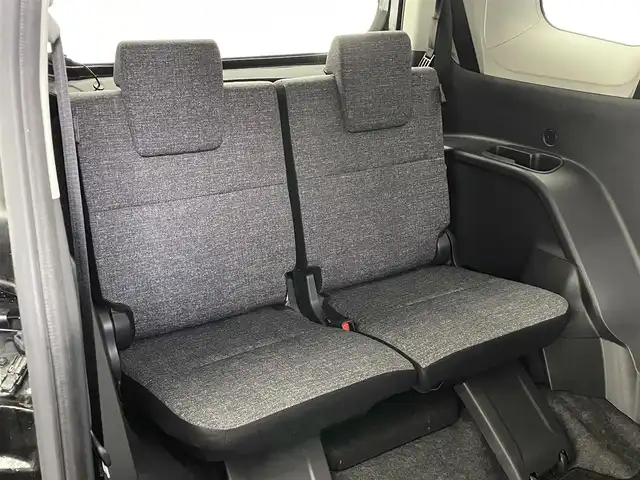 トヨタ シエンタ ハイブリッド Z 愛知県 2022(令4)年 2.5万km ブラック 純正１０．５型ナビ　全方位カメラ　ＤＶＤデッキ　フルセグＴＶ　ＡＣ１００Ｖ電源　ＨＤＭＩ　両側パワスラ　ＢＳＭ　セーフティセンス　衝突軽減　追従クルコン　ＥＴＣ　ＬＥＤオートライト　コーナーセンサー