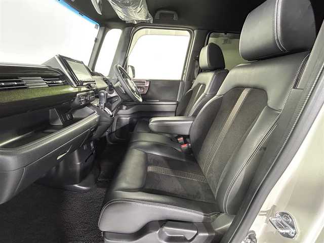 ホンダ Ｎ ＢＯＸ カスタム G L ターボ ホンダセンシング 佐賀県 2020(令2)年 7.9万km パールⅡ ホンダセンシング/社外8インチナビ/CD/DVD/フルセグTV/AM/FM/Bluetooth/バックカメラ /ビルドインETC/両側パワースライドドア/前後ドライブレコーダー/レーダークルーズコントロール/レーンキープアシスト/後方コーナーセンサー/TEINサイドスポイラー/ハーフレザーシート /シートヒーター/パドルシフト/LEDヘッドライト/フォグライト /オートライト/オートマチックハイビーム/スマートキー/ステアリングリモコン/純正15インチアルミホイール/純正フロアマット