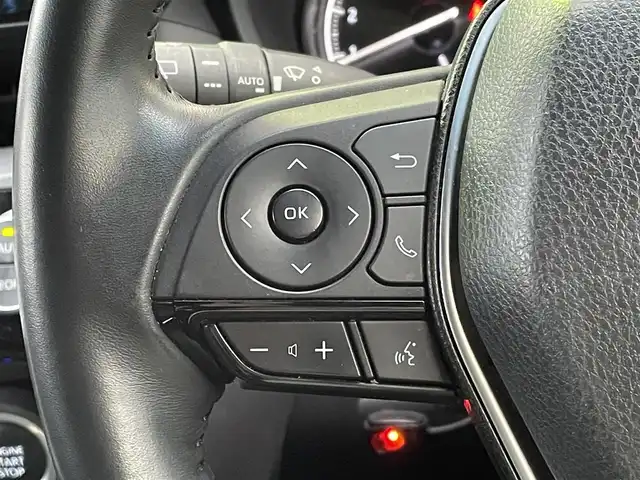 トヨタ ハリアー G 福岡県 2023(令5)年 4.1万km プレシャスブラックパール ワンオーナー/純正8インチコネクティッドナビ/　（AM/FM/Miracast/Bluetooth/フルセグTV/ナビ有）/バックカメラ/トヨタセーフティセンス/・プリクラッシュセーフティ/・レーントレーシングアシスト/・オートマチックハイビーム/・ロードサインアシスト/・レーダークルーズコントロール/・先行車発進告知機能/ブラインドスポットモニター/横滑り防止装置/オートライト/クリアランスソナー/コーナーセンサー/純正18インチアルミホイール/パワーバックドア/黒色ハーフレザーシート/ドラレコ付きデジタルインナーミラー/パワーシート（D席）/ビルトインETC/純正フロアマット/プッシュスタート/電格ウインカーミラー/ドアバイザー/USB-C端子×5/アクセサリーソケット/ISOFIX/保証書/取扱説明書/ナビ取扱説明書