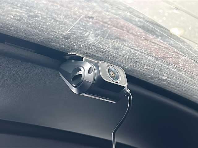 マツダ マツダ３ファストバック 20S バーガンディセレクション 岩手県 2020(令2)年 5.6万km セラミックM 4WD/ワンオーナー /純正ナビ /DVD再生/フルセグTV/赤革シート /ETC /バックカメラ /運転席パワーシート /前席シートヒーター /ステアリングヒーター /ステアリングスイッチ/社外前後ドラレコ /革巻きステアリング/レーダークルコン/オートライト/オートハイビーム/パドルシフト/ドアバイザー/フロアマット/リアワイパー/衝突軽減装置/保証書