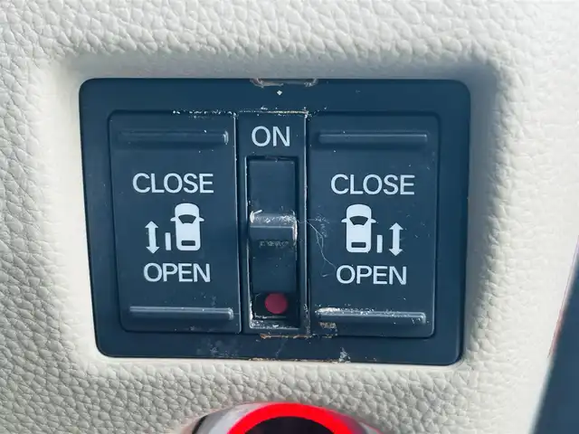 ホンダ Ｎ ＢＯＸ G EX ターボ ホンダセンシング 岡山県 2019(令1)年 8.5万km プラチナホワイトパール (株)IDOMが運営する【じしゃロン岡山店】の自社ローン対象車両になります。こちらは現金ご利用時の価格です。自社ローンご希望の方は別途その旨お申付け下さい。/＊フルセグテレビ/＊アイドリングストップ/＊バックカメラ/＊プッシュスタート/＊両側パワースライドドア/＊ETC/＊スペアキー/＊前後ドライブレコーダー