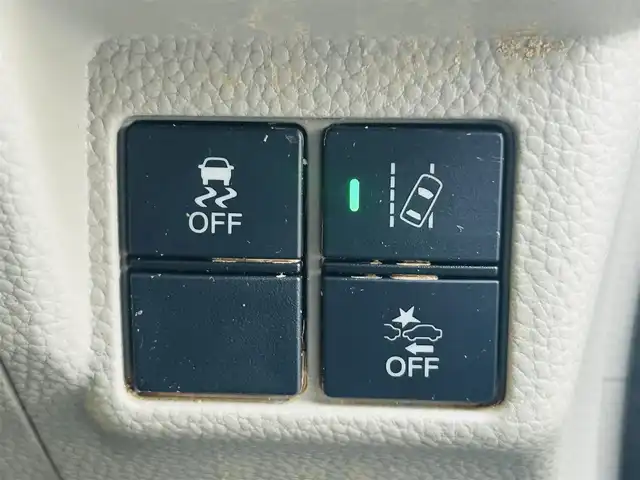 ホンダ Ｎ ＢＯＸ G EX ターボ ホンダセンシング 岡山県 2019(令1)年 8.5万km プラチナホワイトパール (株)IDOMが運営する【じしゃロン岡山店】の自社ローン対象車両になります。こちらは現金ご利用時の価格です。自社ローンご希望の方は別途その旨お申付け下さい。/＊フルセグテレビ/＊アイドリングストップ/＊バックカメラ/＊プッシュスタート/＊両側パワースライドドア/＊ETC/＊スペアキー/＊前後ドライブレコーダー