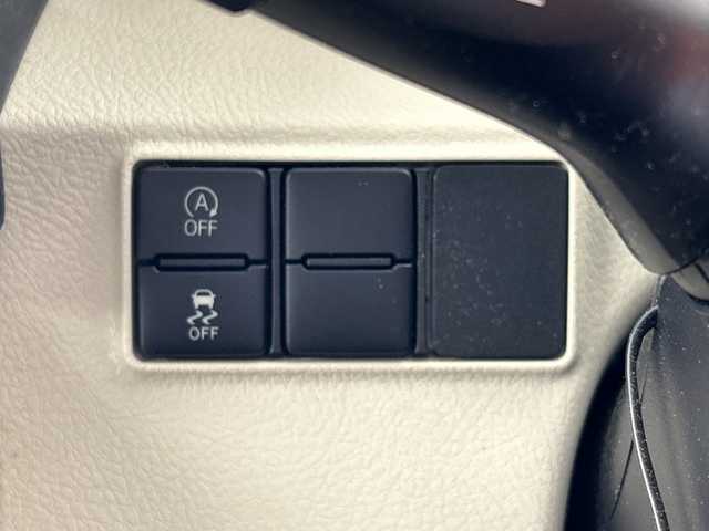 トヨタ シエンタ 佐賀県 2016(平28)年 1.4万km ヴィンテージブラウンパールクリスタルシャイン 純正7インチナビ/フルセグTV/CD/DVD/Bluetooth/バックカメラ/衝突被害軽減システム/車線逸脱警報/横滑り防止装置/アイドリングストップ/オートライト/オートマチックハイビーム/LEDヘッドライト/フォグライト/ビルトインETC/両側パワースライドドア/ISOFIX対応シート/純正フロアマット/スマートキー/プッシュスタート