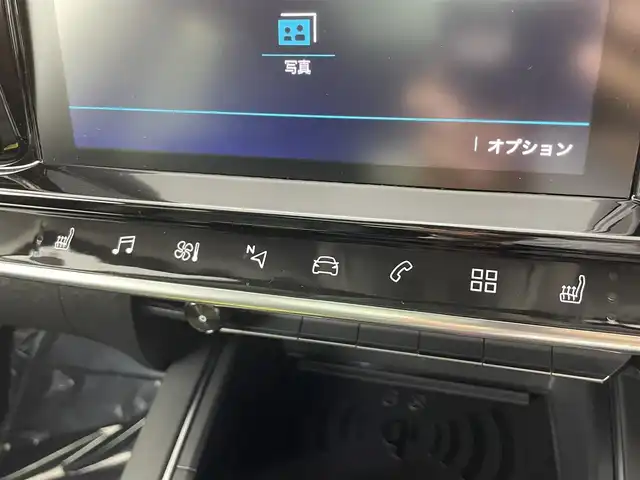 シトロエン シトロエン Ｃ５ エアクロス シャインパック ブルーHDi 埼玉県 2022(令4)年 2万km 紺 サンルーフ　純正８型ナビ　シートヒーター　バックカメラ　ＢＳＭ　ＥＴＣ　ＬＥＤヘッドライト　前後ドライブレコーダー　ＭＴモード付ＡＴ　フルセグ　Ｂｌｕｅｔｏｏｔｈ　ダウンヒルアシストコントロール
