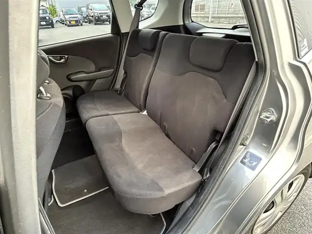 ホンダ フィット RS 大阪府 2007(平19)年 12.7万km ストームシルバーメタリック 純正HDDナビ/バックカメラ/パドルシフト/ETC/取扱説明書