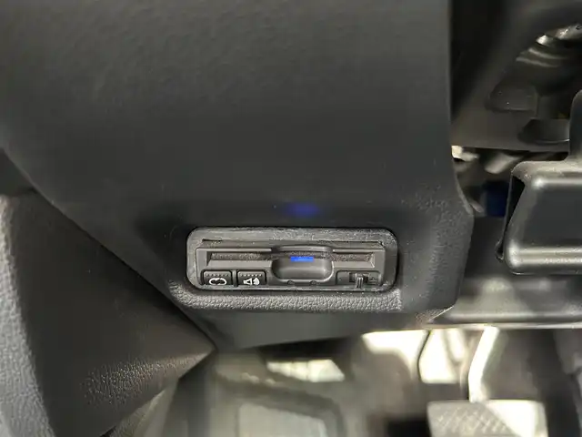 ホンダ フィット ハイブリット Lパッケージ 埼玉県 2016(平28)年 8.1万km アトラクトイエローパール 純正ナビオーディオ/(AM/FM/ワンセグテレビ/BT/CD/USB/SD/iPod)/バックカメラ/クルーズコントロール/ビルトインETC/前方ドライブレコーダー/オートライト/オートエアコン/プッシュスタート/ステアリングリモコン/スマートキー/スペアキー1本/ドアバイザー/カーテンエアバッグ/車両、ナビ取扱説明書/保証書