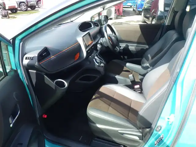 トヨタ シエンタ ファンベースG クエロ 千葉県 2020(令2)年 3.1万km ラディアントグリーンM ワンオーナー/Toyota Safety Sense/・プリクラッシュセーフティ/・レーンディパーチャーアラート/・オートハイビーム/両側パワースライドドア/ハーフレザーシート/純正SDナビ/地デジTV/【DVD/CD再生機能　Bluetooth接続】/パノラミックビューモニター/ETC/LEDヘッドライト/フォグライト/ウインカーミラー/クリアランスソナー/純正16インチアルミホイル/スマートキー