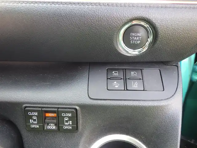 トヨタ シエンタ ファンベースG クエロ 千葉県 2020(令2)年 3.1万km ラディアントグリーンM ワンオーナー/Toyota Safety Sense/・プリクラッシュセーフティ/・レーンディパーチャーアラート/・オートハイビーム/両側パワースライドドア/ハーフレザーシート/純正SDナビ/地デジTV/【DVD/CD再生機能　Bluetooth接続】/パノラミックビューモニター/ETC/LEDヘッドライト/フォグライト/ウインカーミラー/クリアランスソナー/純正16インチアルミホイル/スマートキー