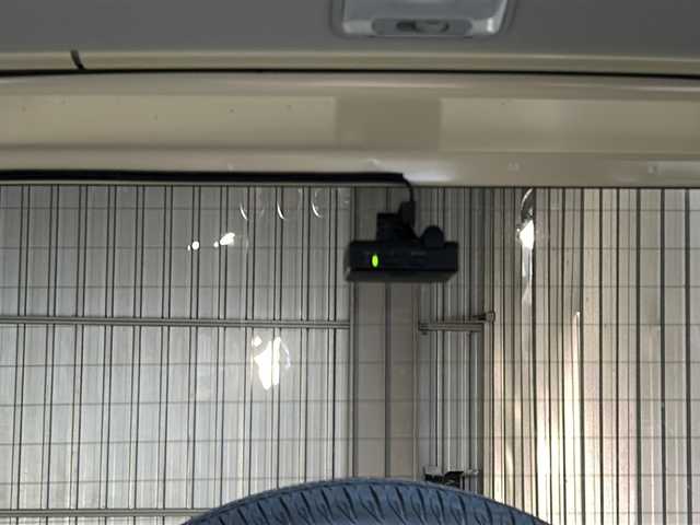 スズキ ジムニー XC 道央・札幌 2023(令5)年 2万km シフォンアイボリーM 社外ディプレイオーディオ（AM/FM/CD/DVD/BT/USB/AUX）/ドライブレコーダー前後/バックカメラ/クルーズコントロール/レーンアシスト/衝突被害軽減ブレーキ/ヘッドライトウォッシャー/シートヒーター（運転席、助手席）/オートエアコン/ダウンヒルアシストコントロール/横滑り防止装置/オートライト/電動格納ミラー/プッシュスタート/セキュリティアラーム