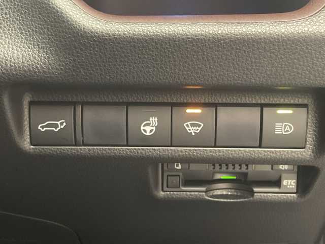 トヨタ ＲＡＶ４ G Zパッケージ 愛媛県 2019(令1)年 3.6万km アティチュードブラックマイカ ８型ナビ/フルセグ／Ｂｌｕｅｔｏｏｔｈ／ＵＳＢ/バックカメラ/レーダークルーズコントロール/衝突軽減ブレーキ/ＥＴＣ/ドライブレコーダー/パワーバックドア/Ｄ席パワーシート/ＤＮ席シートヒーター/オートマチックハイビーム/ブラインドスポットモニター