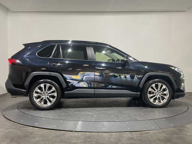 トヨタ ＲＡＶ４ G Zパッケージ 愛媛県 2019(令1)年 3.6万km アティチュードブラックマイカ ８型ナビ/フルセグ／Ｂｌｕｅｔｏｏｔｈ／ＵＳＢ/バックカメラ/レーダークルーズコントロール/衝突軽減ブレーキ/ＥＴＣ/ドライブレコーダー/パワーバックドア/Ｄ席パワーシート/ＤＮ席シートヒーター/オートマチックハイビーム/ブラインドスポットモニター