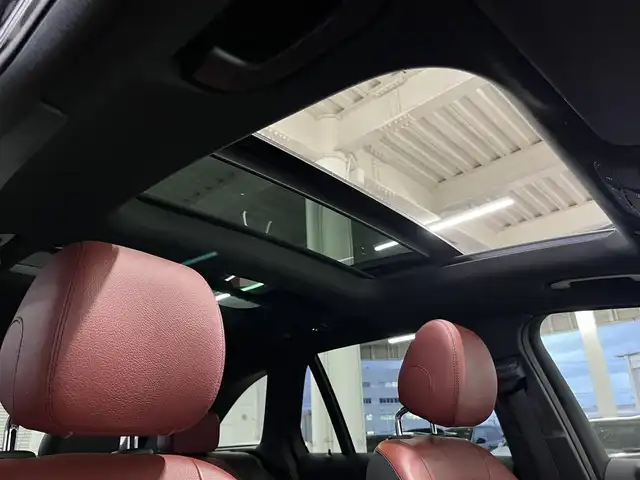 メルセデス・ベンツ ＧＬＣ２２０ d 4マチック AMGライン 山形県 2019(令1)年 7.6万km オブシディアンブラック パノラマSR/AMGライン/・マルチビームLEDヘッドライト/・アダプティブハイビームアシストプラス/・AIR BODY CONTROLサスペンション/レーダーセーフティパッケージ/・アクティブステアリングアシスト/・アクティブレーンチェンジングアシスト/・アクティブブラインドスポットアシスト/・アクティブレーンキーピングアシスト/クランベリーレッド/ブラックレザー/アテンションアシスト/パークトロニック/Burmesterサラウンドサウンドシステム/シートヒーターALL/ダイレクトセレクト/純正ナビ/・フルセグTV/Bluetooth/レインセンサー/パワーバックドア/フットオープナー/ETC2.0/アンビエントライト/ワイヤレス充電/ドライブレコーダー/道路標識アシスト/ヘッドアップディスプレイ