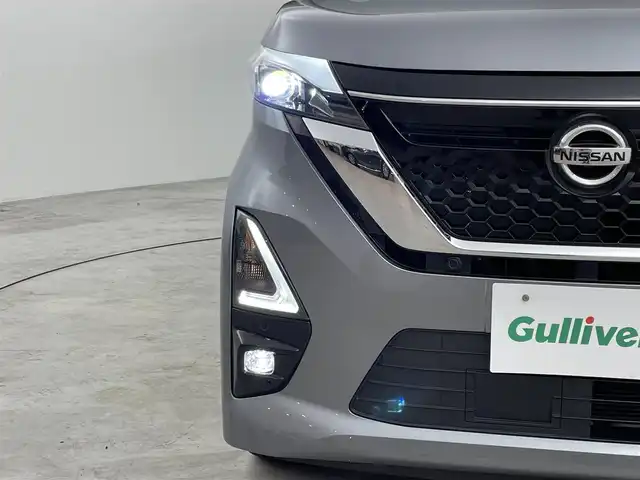 日産 ルークス HWS X プロパイロットED 福岡県 2020(令2)年 4.3万km チタニウムグレーメタリック 純正９型ナビ（フルセグＴＶ）　/アラウンドビューモニター　/ＥＴＣ　/ナビ連動前方ドラレコ　/プロパイロット　/コーナーセンサー　/エマージェンシーブレーキ　/レーンキープ　/両側電動スライドドア　/純正１４インチＡＷ