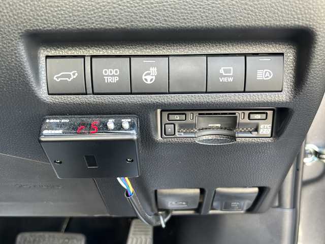 トヨタ ＲＡＶ４ アドベンチャー オフロードPKGⅡ 埼玉県 2024(令6)年 2.3万km グレーメタリック ワンオーナー　/純正ナビ　/フルセグ/BT/USB/FM/AM/Miracast/スロットルコントローラー（3-drive-EVO）/全周囲カメラ　/ACC/ビルトインＥＴＣ（2.0）　/デジタルインナーミラー/前席シートヒーター　/前席エアーシート　/運転席メモリーシート　/ハンドルヒーター　/オートホールド/電動パーキング/横滑り防止/パワーバックドア/オートライト/オートハイビーム/LTA/BSM/PCS/クリアランスソナー/RCTA/PKSB/RSA/スマートキー２本　/保証書　/記録簿　/取扱説明書