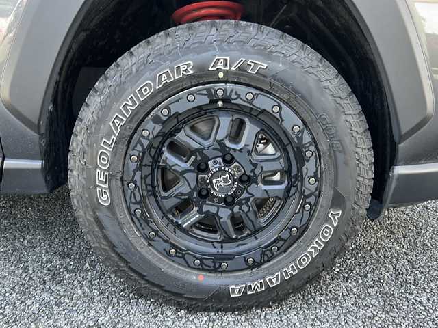 トヨタ ＲＡＶ４ アドベンチャー オフロードPKGⅡ 埼玉県 2024(令6)年 2.3万km グレーメタリック ワンオーナー　/純正ナビ　/フルセグ/BT/USB/FM/AM/Miracast/スロットルコントローラー（3-drive-EVO）/全周囲カメラ　/ACC/ビルトインＥＴＣ（2.0）　/デジタルインナーミラー/前席シートヒーター　/前席エアーシート　/運転席メモリーシート　/ハンドルヒーター　/オートホールド/電動パーキング/横滑り防止/パワーバックドア/オートライト/オートハイビーム/LTA/BSM/PCS/クリアランスソナー/RCTA/PKSB/RSA/スマートキー２本　/保証書　/記録簿　/取扱説明書