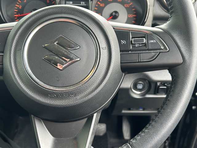 スズキ ジムニー XC 山形県 2024(令6)年 1.7万km ブルーイッシュブラックパール3 禁煙車/４WD/デュアルセンサーブレーキ/レーンキープアシスト/横滑り防止装置/クルーズコントロール/社外SDナビ/（Bluetooth/フルセグ/DVD/AM/FM)/ステアリングスイッチ/アイドリングストップ/前席シートヒーター/ETC/社外フロアマット/オートLEDヘッドライト/フォグランプ/背面タイヤ/社外スタッドレスタイヤ車載/（175/80/R16)5mm 4本