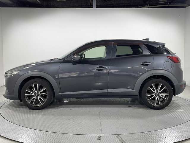 マツダ ＣＸ－３ XD ツーリング 広島県 2015(平27)年 4.2万km メテオグレーマイカ マツダコネクトナビ/バックカメラ/レーダークルーズコントロール/ブラインドスポットモニタリング/ヘッドアップディスプレイ/衝突軽減ブレーキ/車線逸脱警報/オートハイビーム/パドルシフト/ハーフレザーシート/LEDヘッドランプ/純正18インチAW/ETC