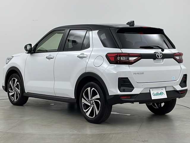 トヨタ ライズ Z 道央・札幌 2025(令7)年 0.1千km ブラックマイカメタリック/シャイニングホワイトパール ・4WD/・寒冷地仕様/・純正ディスプレイオーディオ　/                  TV BT HDMI AndroidAuto Appiecarplay/・スマートアシスト/・クルーズコントロール/・プッシュスタート/・スマートキー/・全方位カメラ　フロント　サイド　バックカメラ/・シートヒーターDN席/・オートマチックハイビーム/・オートライト/・LEDヘッドライト/・LEDフォグ/・スペアキー