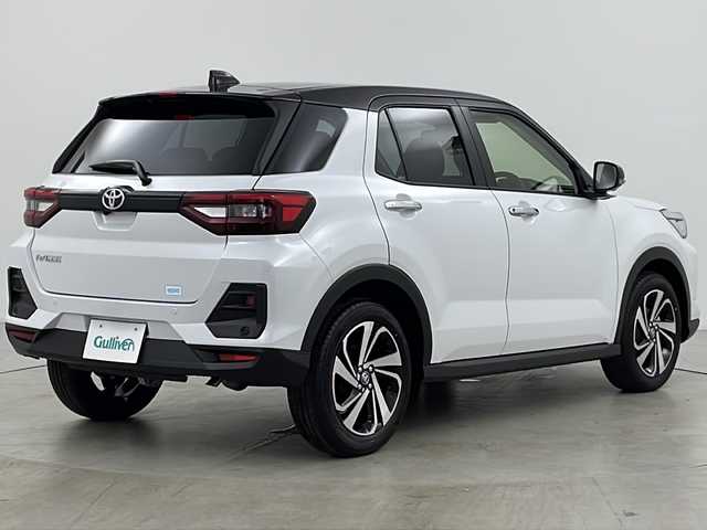 トヨタ ライズ Z 道央・札幌 2025(令7)年 0.1千km ブラックマイカメタリック/シャイニングホワイトパール ・4WD/・寒冷地仕様/・純正ディスプレイオーディオ　/                  TV BT HDMI AndroidAuto Appiecarplay/・スマートアシスト/・クルーズコントロール/・プッシュスタート/・スマートキー/・全方位カメラ　フロント　サイド　バックカメラ/・シートヒーターDN席/・オートマチックハイビーム/・オートライト/・LEDヘッドライト/・LEDフォグ/・スペアキー