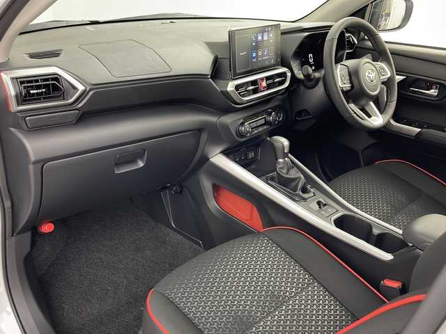 トヨタ ライズ Z 道央・札幌 2025(令7)年 0.1千km ブラックマイカメタリック/シャイニングホワイトパール ・4WD/・寒冷地仕様/・純正ディスプレイオーディオ　/                  TV BT HDMI AndroidAuto Appiecarplay/・スマートアシスト/・クルーズコントロール/・プッシュスタート/・スマートキー/・全方位カメラ　フロント　サイド　バックカメラ/・シートヒーターDN席/・オートマチックハイビーム/・オートライト/・LEDヘッドライト/・LEDフォグ/・スペアキー