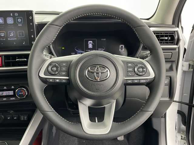 トヨタ ライズ Z 道央・札幌 2025(令7)年 0.1千km ブラックマイカメタリック/シャイニングホワイトパール ・4WD/・寒冷地仕様/・純正ディスプレイオーディオ　/                  TV BT HDMI AndroidAuto Appiecarplay/・スマートアシスト/・クルーズコントロール/・プッシュスタート/・スマートキー/・全方位カメラ　フロント　サイド　バックカメラ/・シートヒーターDN席/・オートマチックハイビーム/・オートライト/・LEDヘッドライト/・LEDフォグ/・スペアキー