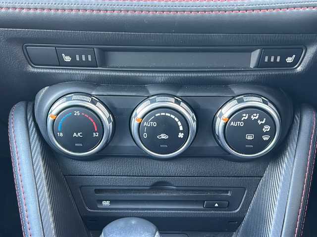 マツダ デミオ XD ツーリング 千葉県 2016(平28)年 7.2万km スノーフレイクホワイトパールマイカ 純正SDナビゲーション/フルセグTV/Bluetooth・CD・DVD/バックカメラ/ETC/LEDヘッドライト/オートライト/フォグランプ/ステアリングリモコン/パドルシフト/クルーズコントロール/運転席・助手席シートヒーター/エンジンプッシュスタート/スマートキー/純正アルミホイール