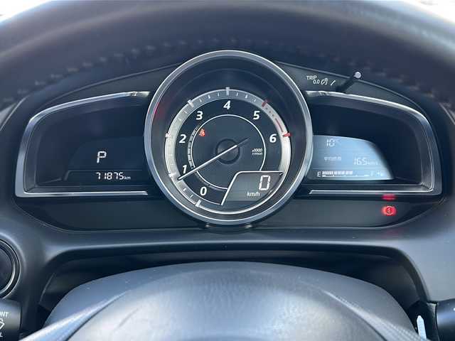 マツダ デミオ XD ツーリング 千葉県 2016(平28)年 7.2万km スノーフレイクホワイトパールマイカ 純正SDナビゲーション/フルセグTV/Bluetooth・CD・DVD/バックカメラ/ETC/LEDヘッドライト/オートライト/フォグランプ/ステアリングリモコン/パドルシフト/クルーズコントロール/運転席・助手席シートヒーター/エンジンプッシュスタート/スマートキー/純正アルミホイール