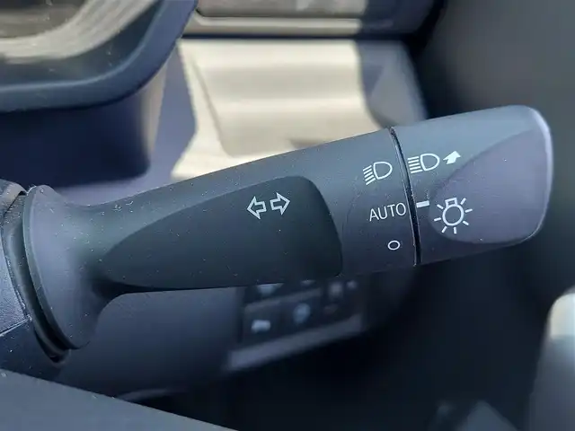 トヨタ ライズ G 東京都 2021(令3)年 3.1万km ターコイズブルーマイカメタリック ワンオーナー/パノラミックビューパッケージ/・9インチディスプレイオーディオ/・スマートフォン連携/・Apple Car Play/・Android Auto/・Bluetooth/・フルセグTV/ドライブレコーダー/ETC/LEDヘッドライト/純正16インチアルミホイール/ブラインドスポットモニター/コーナーセンサー/衝突回避支援ブレーキ/車線逸脱警報/オートハイビーム/スマートキー/スペアキー