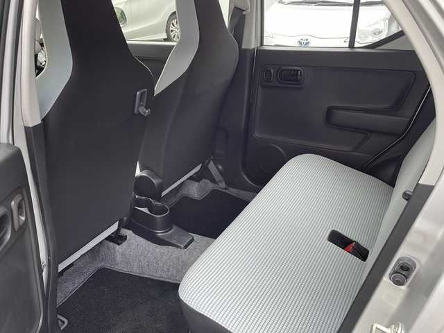 スズキ アルト L 福岡県 2017(平29)年 8.5万km シルキーシルバーメタリック 純正ナビ/（AM/FM/CD/DVD/SD/USB/Bluetooth/ワンセグTV）/アイドリングストップ/横滑り防止/衝突軽減ブレーキ/ETC2.0/ドライブレコーダー前後（SDカード有り）/純正フロアマット/保証書/取扱説明書