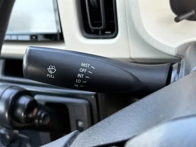 スズキ アルト L 大分県 2017(平29)年 8.5万km シルキーシルバーメタリック 純正ナビ/（AM/FM/CD/DVD/SD/USB/Bluetooth/ワンセグTV）/アイドリングストップ/横滑り防止/衝突軽減ブレーキ/ETC/ドライブレコーダー前後（SDカード有り）/純正フロアマット/保証書/取扱説明書