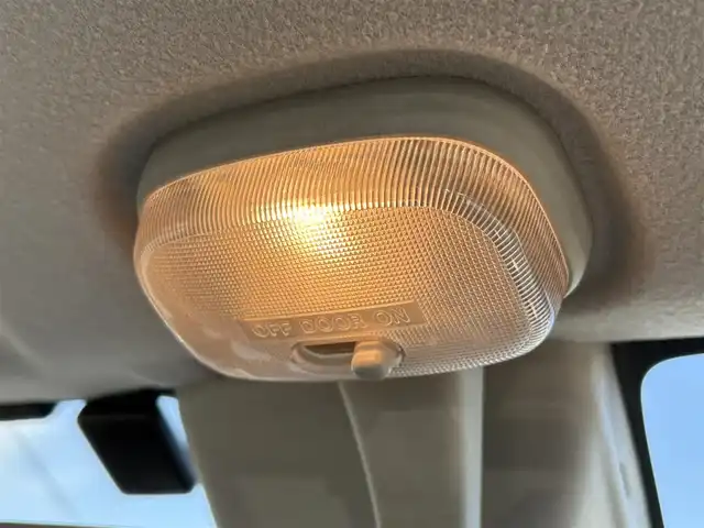 スズキ アルト L 大分県 2017(平29)年 8.5万km シルキーシルバーメタリック 純正ナビ/（AM/FM/CD/DVD/SD/USB/Bluetooth/ワンセグTV）/アイドリングストップ/横滑り防止/衝突軽減ブレーキ/ETC/ドライブレコーダー前後（SDカード有り）/純正フロアマット/保証書/取扱説明書