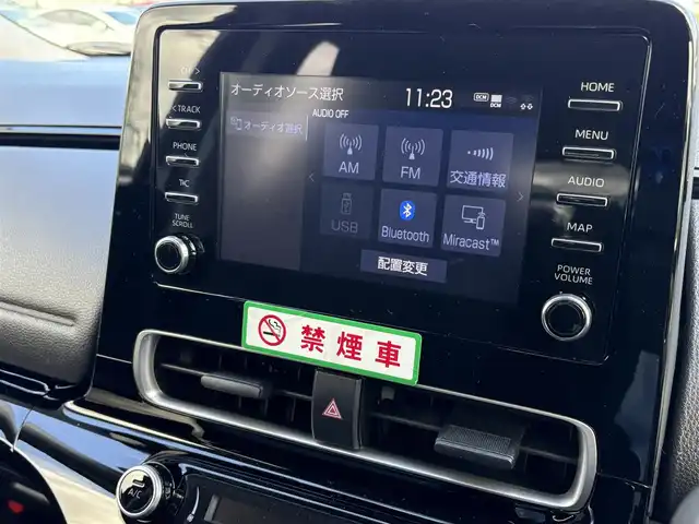 トヨタ アクア X 大分県 2022(令4)年 4.9万km ブラックマイカ ・ナビ(USB/BT/Miracast)/・バックカメラ/・AC100V/・レーダークルーズコントロール/・プリクラッシュセーフティ/・レーンキープアシスト/・ETC/・オートハイビーム/・ステアリングリモコン/・スマートキー/・プッシュスタート