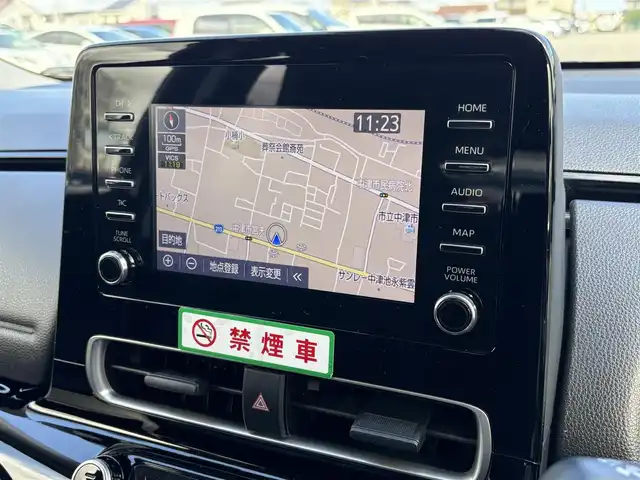トヨタ アクア X 大分県 2022(令4)年 4.9万km ブラックマイカ ・ナビ(USB/BT/Miracast)/・バックカメラ/・AC100V/・レーダークルーズコントロール/・プリクラッシュセーフティ/・レーンキープアシスト/・ETC/・オートハイビーム/・ステアリングリモコン/・スマートキー/・プッシュスタート