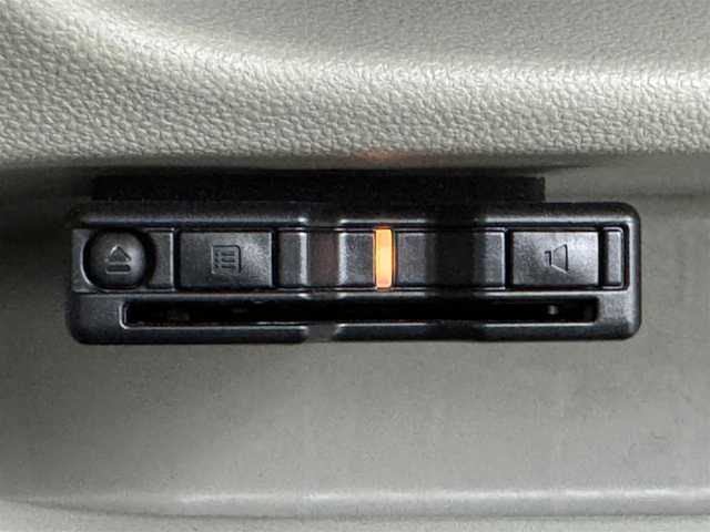 ダイハツ ムーヴ L SAⅢ 福岡県 2021(令3)年 1万km ホワイト カロッツェリアナビ（Ｂｌｕｅｔｏｏｔｈ）　/ＥＴＣ　/衝突被害軽減ブレーキ　/横滑り防止装置　/アイドリングストップ　/アダプティブドライビングビーム　/電動格納式ドアミラー　/社外フロアマット　/ドアバイザー