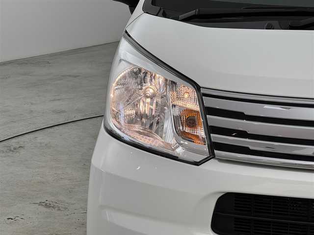 ダイハツ ムーヴ L SAⅢ 福岡県 2021(令3)年 1万km ホワイト カロッツェリアナビ（Ｂｌｕｅｔｏｏｔｈ）　/ＥＴＣ　/衝突被害軽減ブレーキ　/横滑り防止装置　/アイドリングストップ　/アダプティブドライビングビーム　/電動格納式ドアミラー　/社外フロアマット　/ドアバイザー
