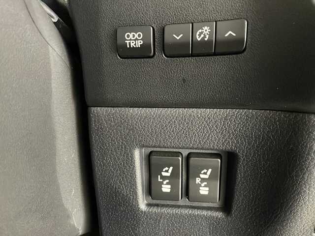 レクサス ＮＸ 300h バージョンL 福岡県 2019(平31)年 4.4万km グラファイトブラックガラスフレーク 純正ナビ/（フルセグ/BT/CD）/全方位カメラ/電動リアゲート/前後ドラレコ/サンルーフ/三眼LEDライト/シーケンシャルウィンカー/ナビ連動ビルトインETC2.0/メモリー付きパワーシート/後部座席背もたれパワーシート/シートヒーター全席/エアシートD/N/ステアリングヒーター/プッシュスタート/スマートキー/ドアバイザー/純正フロアマット